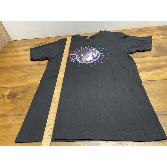 Bucees Buc-ees Happy New Year 2023 Glow in Dark T-shirt Adult Size Medium - Picture 3 of 7